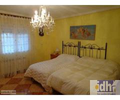 Chalet con garaje y piscina Los hueros Villalbilla