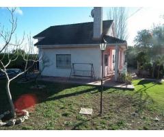 Chalet con chimenea y jardín Pedrezuela