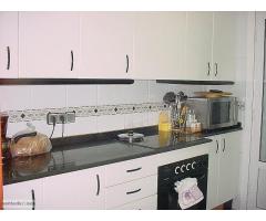 Piso con carpintería de madera y 3 dormitorios Avda pau Sant Celoni