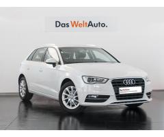 AUDI A3 Sportback 1.6tdi Cd Attraction