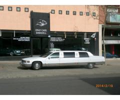 CADILLAC Fleetwood Limusina