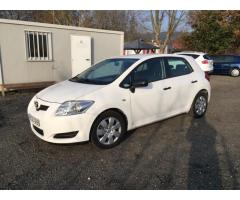 TOYOTA Auris  1.4d-4d