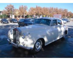 ROLLS-ROYCE Cloud Silver Shadow Silver  Ii *de Capricho *