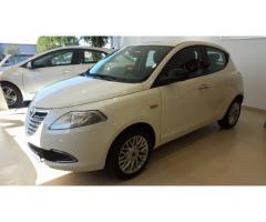 LANCIA Ypsilon 1.2 GOLD 5 P