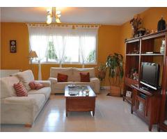 Chalet con suelos de marmol y buhardilla Humanes de madrid