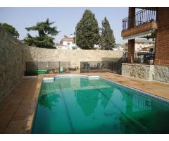 Apartamento con piscina y cocina americana Coslada