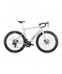 2026 Bianchi Infinito Paris-Roubaix ULTEGRA DI2 Road Bike (KINGCYCLESPORT)