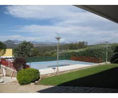 Chalet con garaje Villa del prado