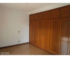 Chalet con garaje y 5 dormitorios Villafranca del Castillo