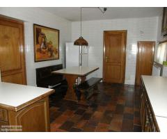 Chalet con jardín y 5 dormitorios Villafranca del Castillo