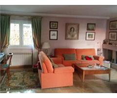 Casa con jardín y garaje Cobeña