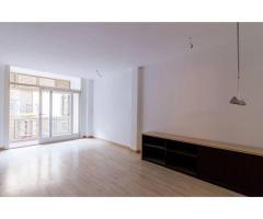 Piso con encanto con ascensor Barcelona