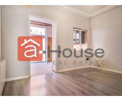 Adosada con gas ciudad y calefacción Sant andreu Barcelona