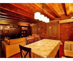 Piso con 4 habitaciones y patio Ciutat vella Barcelona